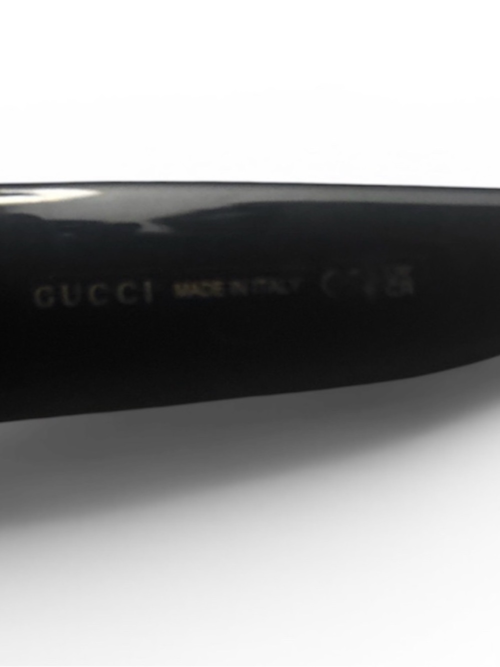Gucci Women’s Oversized Square Sunglasses - Picture 7 of 10
